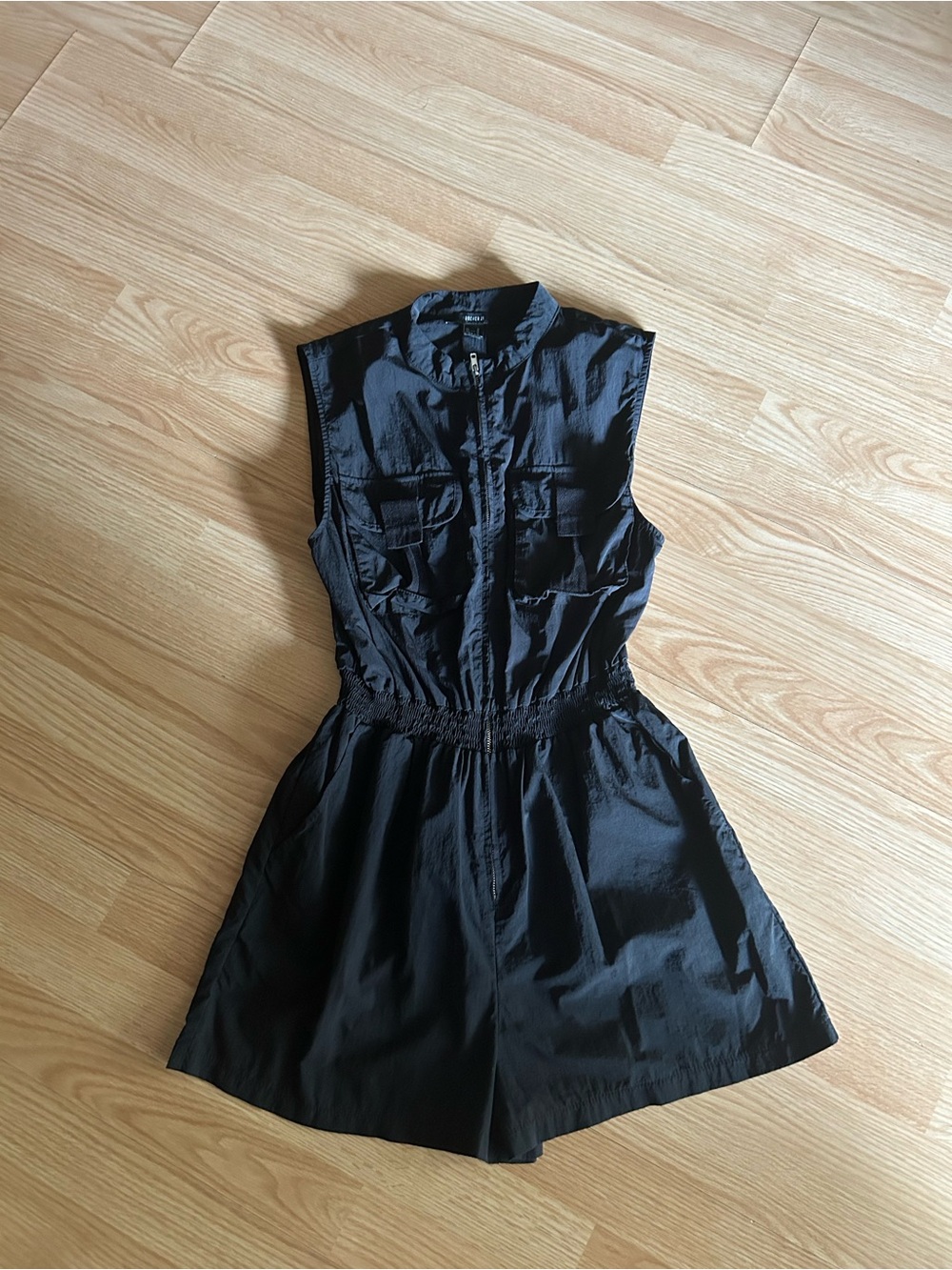 Forever 21 Black Short Romper Medium